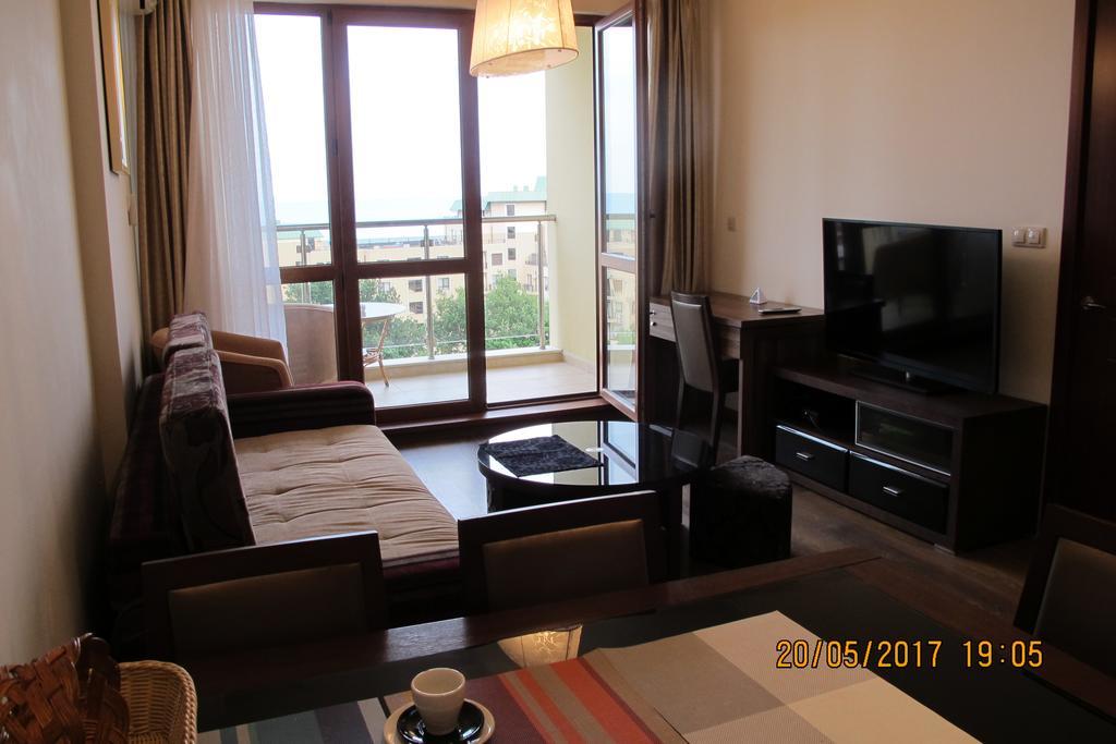3- room Apartment in Golden Line Goldstrand Exterior foto